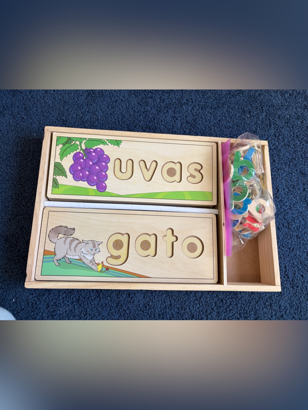 Wooden Spanish Word Puzzle Set - Natural & Multicolor Melissa and Doug español